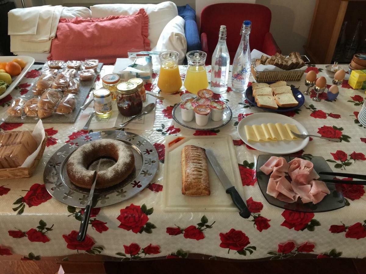Al Poggio Hotel Оменя Екстериор снимка